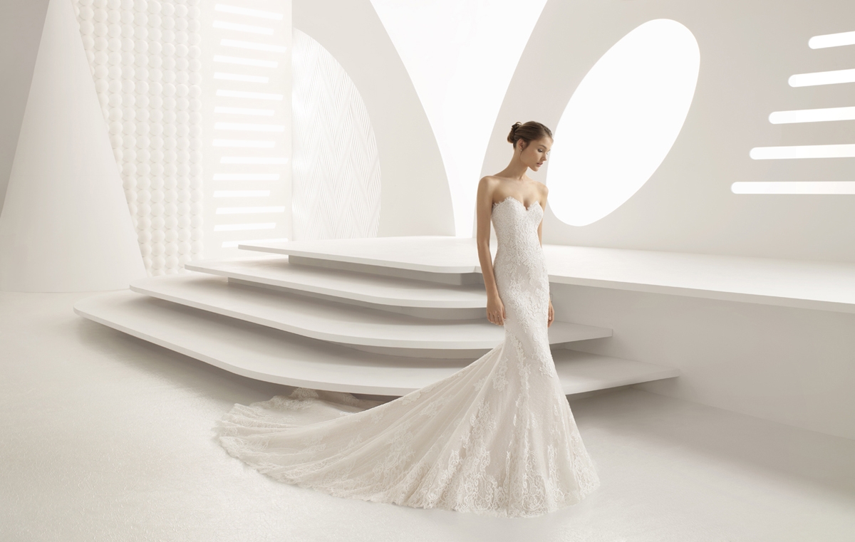 Rosa Clara romance at The Bridal House of Cornwall